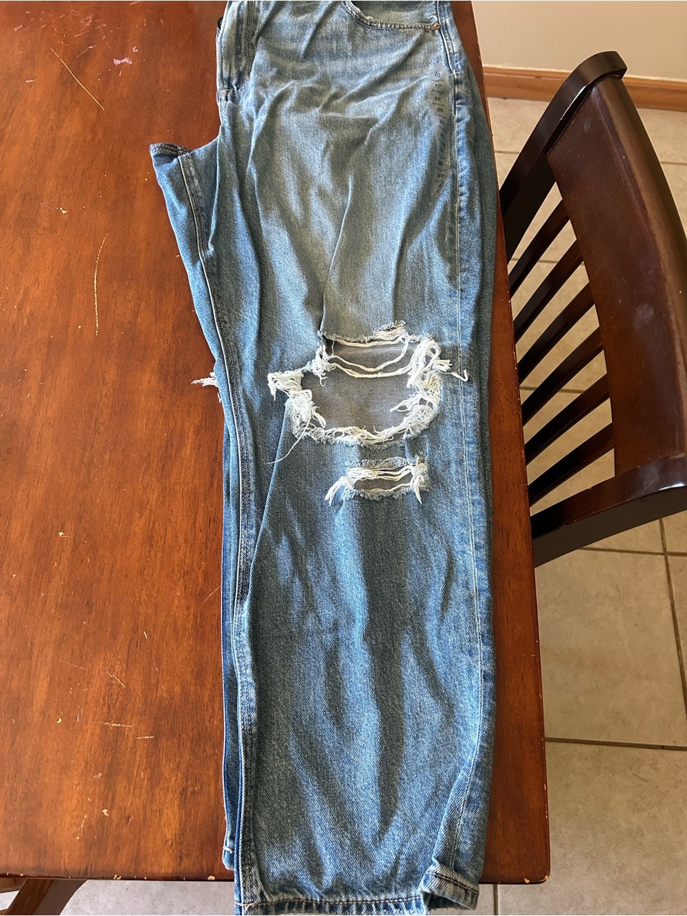 American Eagle Outfitters Light Blue Distressed Boyfriend Jeans